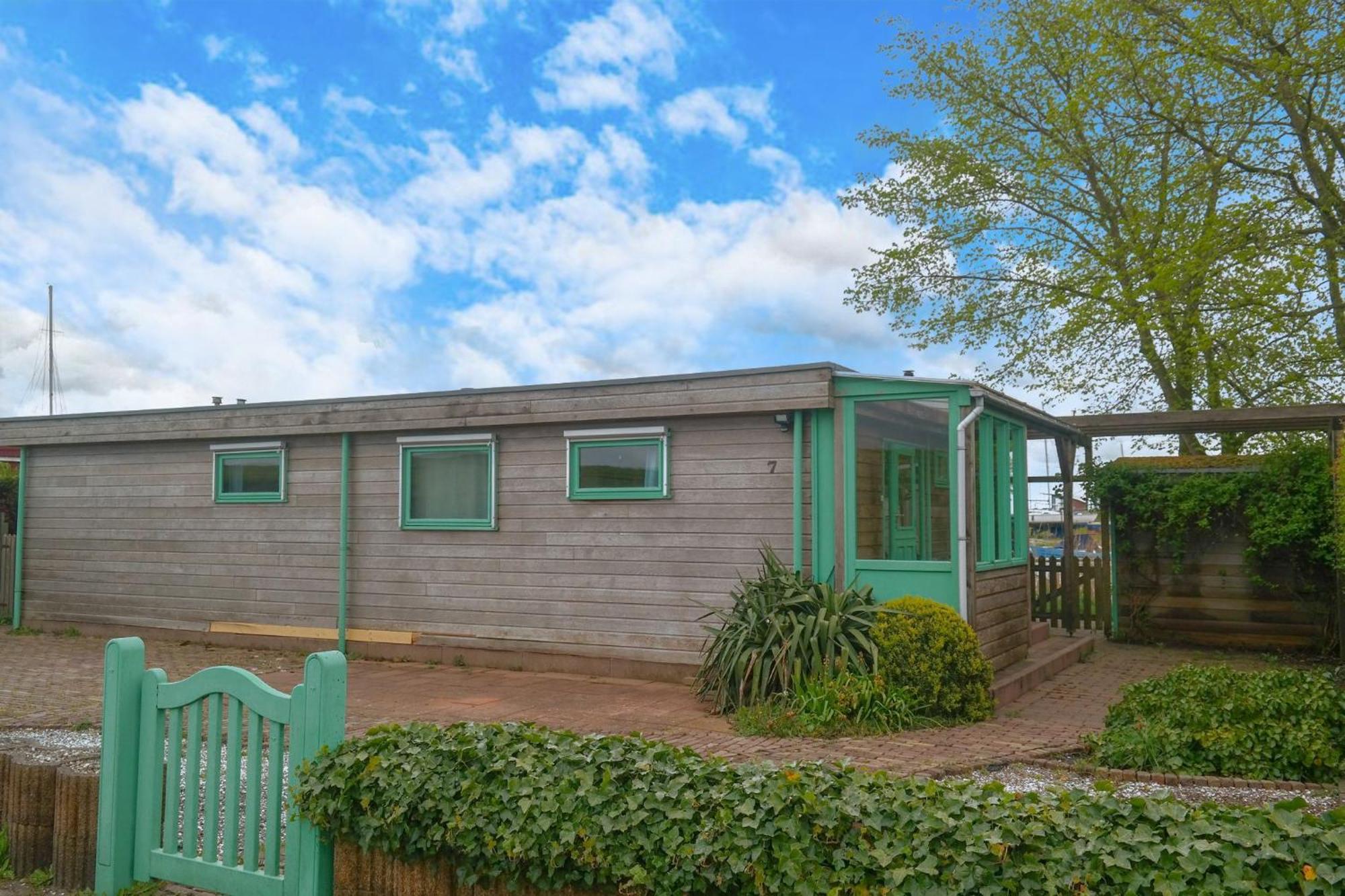 4 Pers Holiday Home Hilla With Winter Garden In Front Of The Dike Directly On The Lauwersmeer Anjum Exterior foto